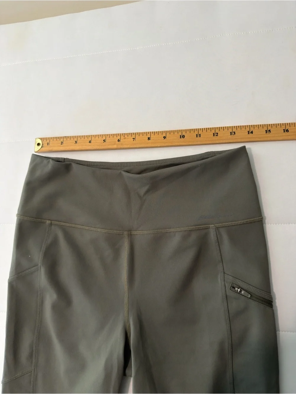 Eddie Bauer Stretch Capri Leggings Gray Elastic Waist Pockets Women's M